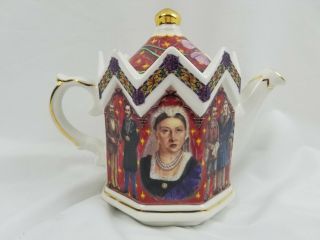 James Sadler Kings & Queens Queen Victoria I Teapot Artwork Matt Edwards Rare. 3