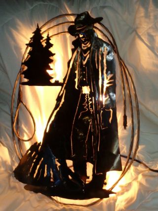 RARE VINTAGE HAND CRAFTED WESTERN WALL LIGHT - ILLUSION COWBOY CAMPFIRE 3