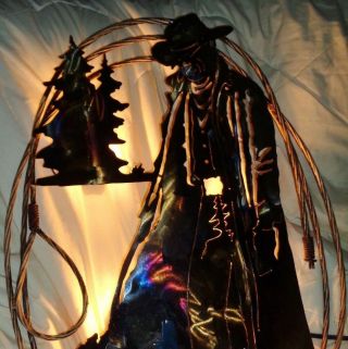 RARE VINTAGE HAND CRAFTED WESTERN WALL LIGHT - ILLUSION COWBOY CAMPFIRE 4