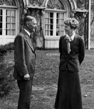 Amelia Earhart Outdoors In Conversation Rare Candid 8x10 Photograph
