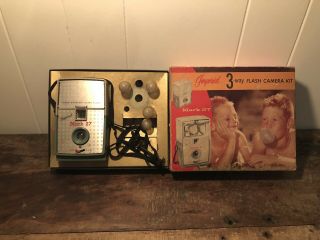 VINTAGE Blue Retro RARE IMPERIAL MARK 27 CAMERA WITH BULBS AND BOX WITH 2