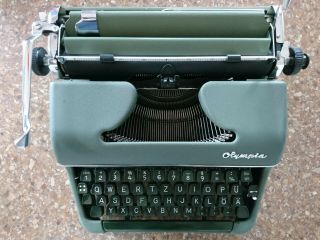 Rare Olympia Sm2 Typewriter Green Qwertz - Textile Industry Keys -