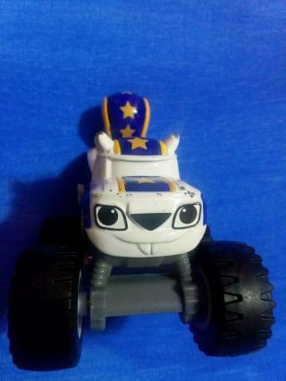 Blaze And The Monster Machines Rare Flying Stunt Squirrel Darlington