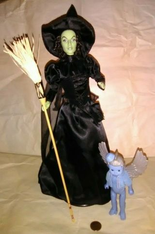 Barbie Pink Label Wizard Of Oz Wicked Witch 2006 & Winged Monkey Land Of Oz Rare