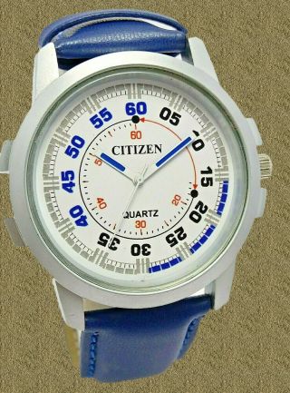 CITIZEN Men ' s Quartz Watch w/Rare White/Bllue Face Styling Fast USA Shipper 11 5