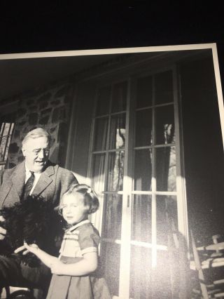 RARE KODAK PHOTO: Franklin D.  Roosevelt in his wheelchair at Cottage.  1of2 Known 4