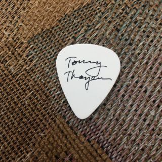 KISS World 2018 USA Logo Guitar Pick - Tommy Thayer Signed Autograph Band RARE 2