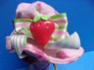 Strawberry Shortcake Doll w Outfit Clothes 2002 Bandai Toy Rare Winking 5
