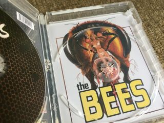 The Bees Rare Horror [blu - Ray & Dvd) Restored,  Digitally Mastered In Hd Vintage