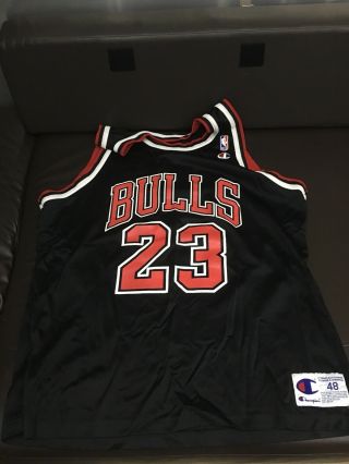 Michael Jordan 1997 - 98 Chicago Bulls Black Nba Jersey,  Size 48 (l).  Rare.