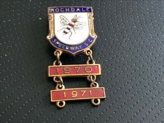 Rochdael Hornets - - - Rare - - 1970 - - Speedway Badge,  2 Bars - - - - Gold Metal