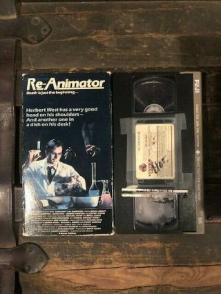 Re - Animator (vhs,  1985) H.  P.  Lovecraft Horror Slasher Rare Htf Oof Vintage