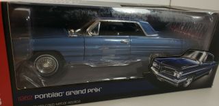 1/18 Auto World Rare Timeless Exclusive 1962 Pontiac Grand Prix blue 1 of 1002 3
