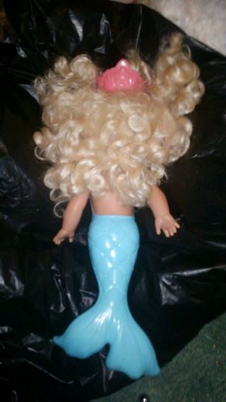 RARE.  Vintage Singing Tommy Sweet Sea Mermaid Doll 4