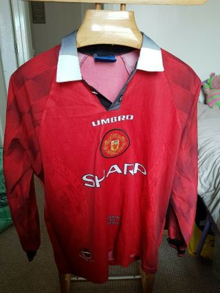 Rare Old Manchester United Long Sleeved 1996 Football Shirt Size Large