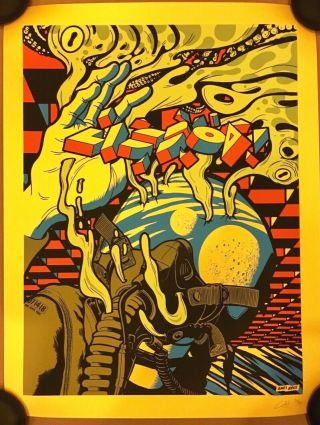 Pearl Jam Lisbon 2018 Poster By Ames Bros.  Rare Gold Variant Edition 32/85
