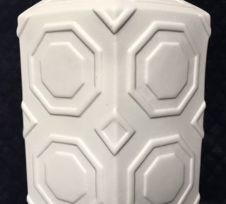 RARE Modernist Jonathan Adler Octagonal Geometric Shaped White Ceramic Vase 6