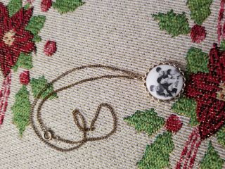 1964 The Beatles Pendant Necklace By Nems Ent Ltd (very Rare)