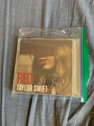 Taylor Swift RED signed CD booklet authentic autograph rare tour promo rep ME 5