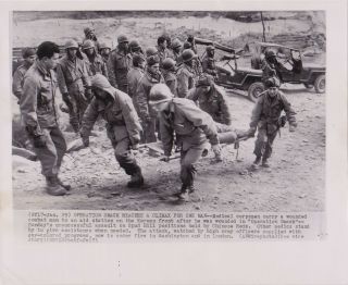 Korean War Scene Of " Operation Smack " Wounded Man Rare Vintage 1953 Press Photo