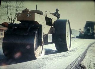 16mm Film: Raw Tv News Footage 70s Road Crew Paving Road In Kodachrome Very Rare