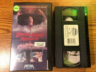 Zombie Island Massacre (VHS) 1984 RARE OOP VINTAGE MEDIA HORROR MOVIE CLAMSHELL 2