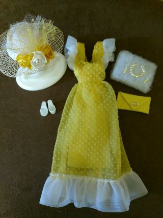 Vintage Barbie Best Buy 7211 Flocked Polka Dot Yellow Dress Extremely Rare