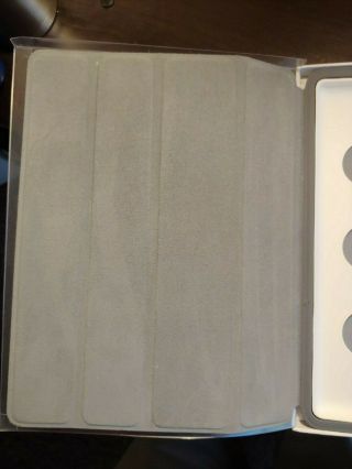 Offical Ipad Dark Gray Smart Case MD454LL/A For 2nd,  3rd and 4th Gen.  - RARE 3