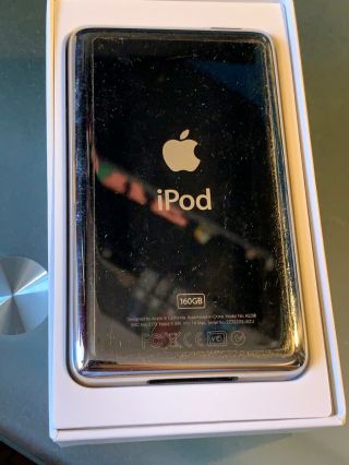 Apple iPod classic 7th Generation Black (160 GB) bundle RARE FM Cable 4