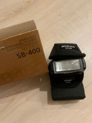 Nikon Speedlight SB - 400 Shoe Mount Flash for Nikon Rarely 2