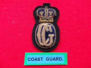 Maritime Officers Rare Cap Badge H.  M.  Coast Guard Queens Crown