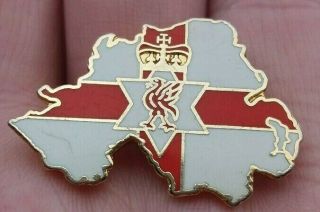 Liverpool Fc Northern Ireland Map Red White & Gold Gilt Pin Badge Rare Vgc