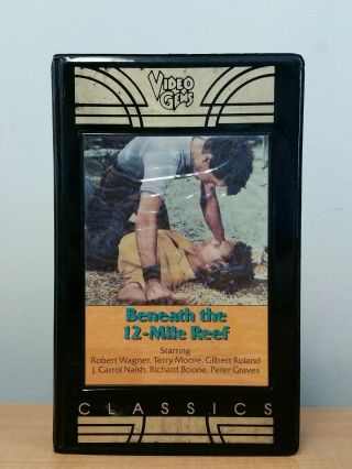 Beneath The 12 - Mile Reef Vhs Rare Video Gems Clamshell Adventure