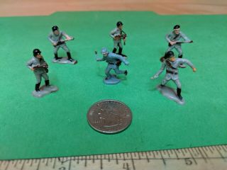 Marx Miniature Playset Wwii 6 German Soldiers,  Very Rare
