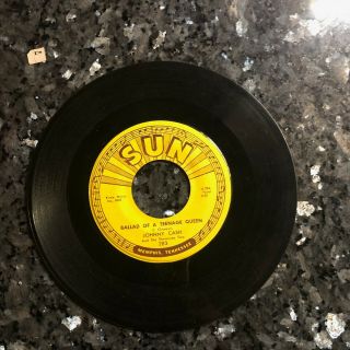 Rare Johnny Cash & The Tennessee Two Sun 45 Rpm.  Record 1957