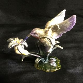 ✨a Very Rare Vintage Chinese Enamel Gilded & Jewelled Keepsake Bird Sculpture ✨