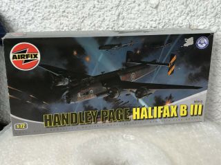 Airfix 1/72 Handley Page Halifax B.  Iii,  Contents,  Rare Box Issue.