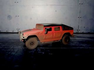 Military Hummer Weathered Rare 1:64 Scale Diorama Diecast Model Car