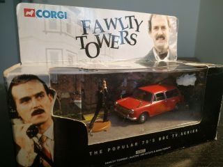1:43 Corgi Vanguards Austin 1300 " Fawlty Towers ",  With John Cleese Very Rare