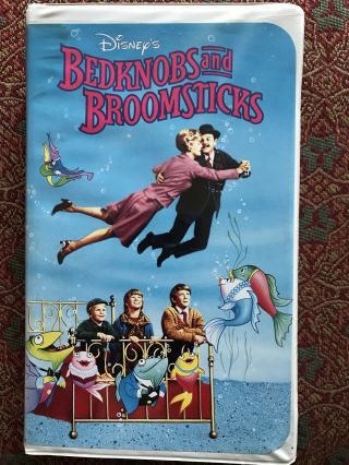 Disney’s Bedknobs And Broomsticks Rare Vhs 016 Clamshell Edition Classic Movie