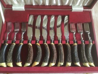 Cased Stag Horn Steak Knives And Forks.  Rare Shape
