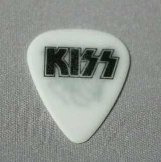 Kiss // Vegas Ultra Rare 2003 Tour Guitar Pick Gene Simmons Guitar Tech