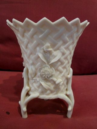 Stunning And Rare Shape 4th Mark 1955/65 Irish Belleek Cream Porcelain Vase