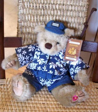Rare 1999 Golfer Passport Bearfoot Plush Teddy Bear 10 " Hawaiian Collectibles