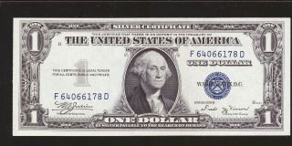 1935 - B $1 Silver Certificate Rare Fred Vinson Note Uncirculated 2 Of5 Notes