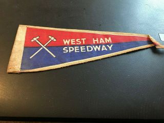 West Ham Hammers - - - - 1950 