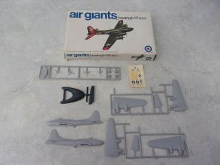 RARE Vtg 1/200 Entex Air Giants boeing b - 17 USA WW 2 plane w/stand No.  8464B :89 2