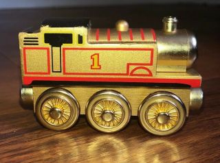 RARE Thomas The Train Gold Limited “60 Year” Edition Thomas Wooden Car 5