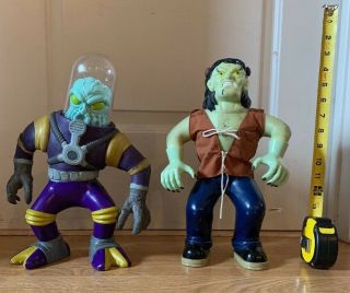 2 Manley Toy Quest Stretch Scream Exploding Head Frankenstein & Alien Rare Wks