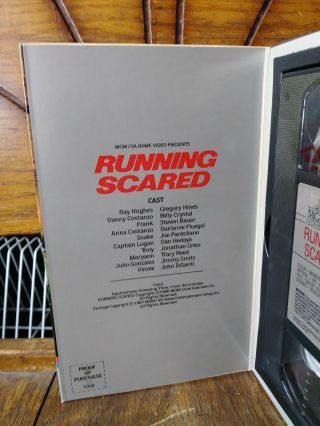 RUNNING SCARED VHS BILLY CRYSTAL RARE MGM BIG BOX 1986 80s movie comedy action 4